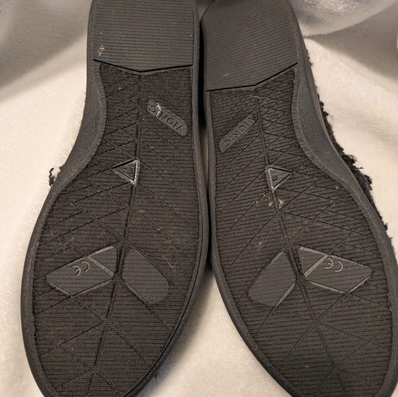 Vionic Beach Black Malibu 11 - Picture 2 of 7